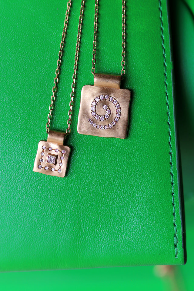 SPIRAL DUNE NECKLACE