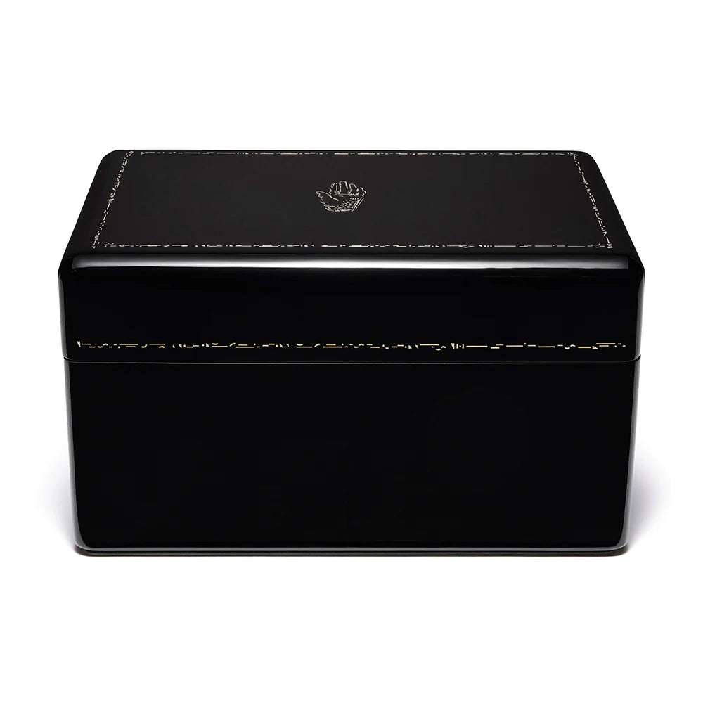 LARGE TRUNK IN JET BLACK