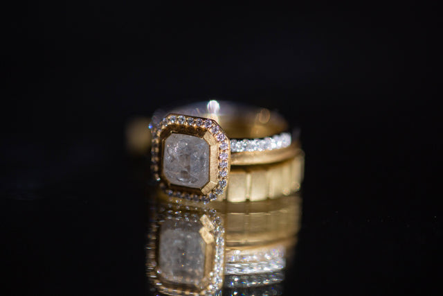 GEO BEZEL HALO ENGAGEMENT RING