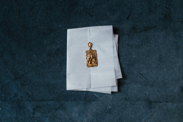 HORSE LARGE RELIC COIN